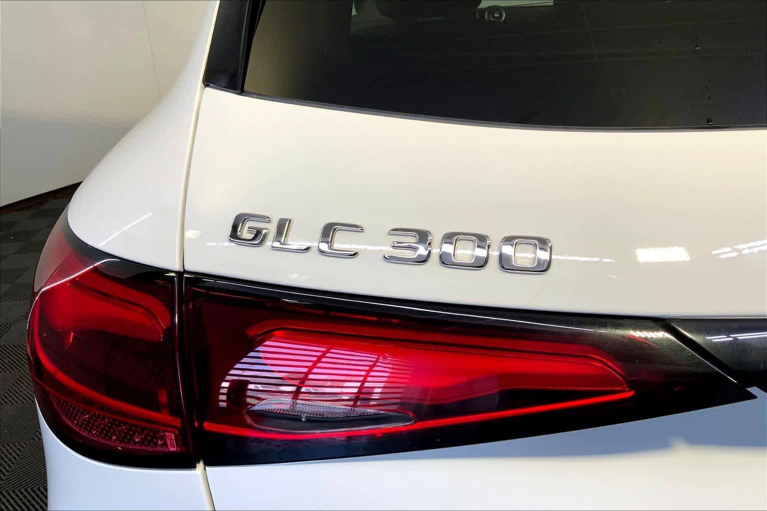 Certified 2026 Mercedes-Benz GLC 300 4MATIC image 33