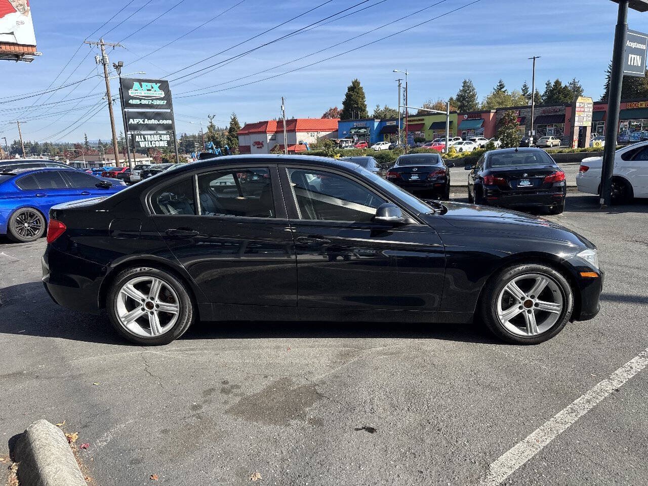 Used 2013 BMW 328i Sedan RWD image 8