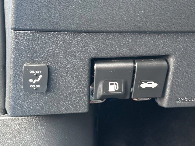 Used 2023 Nissan Kicks SV w/ Interior Electronics Package FWD image 21