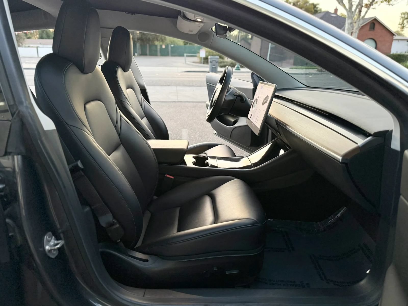 Used 2019 Tesla Model 3 Long Range AWD/4WD image 11