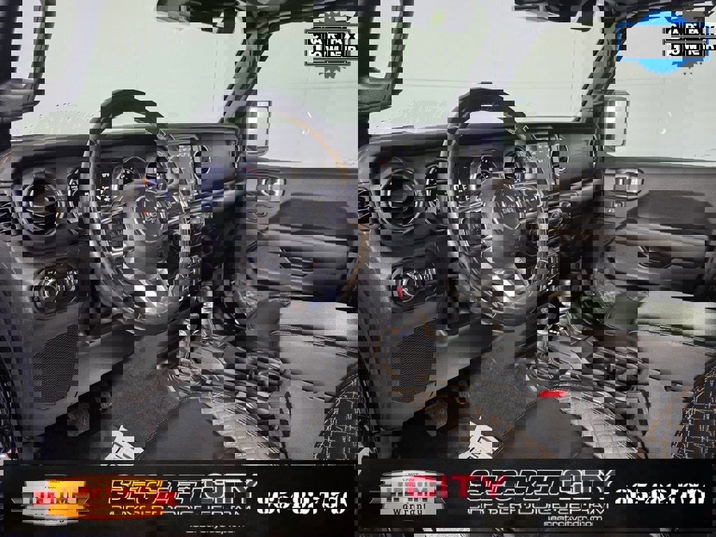 Used 2021 Jeep Wrangler Unlimited Sahara image 11