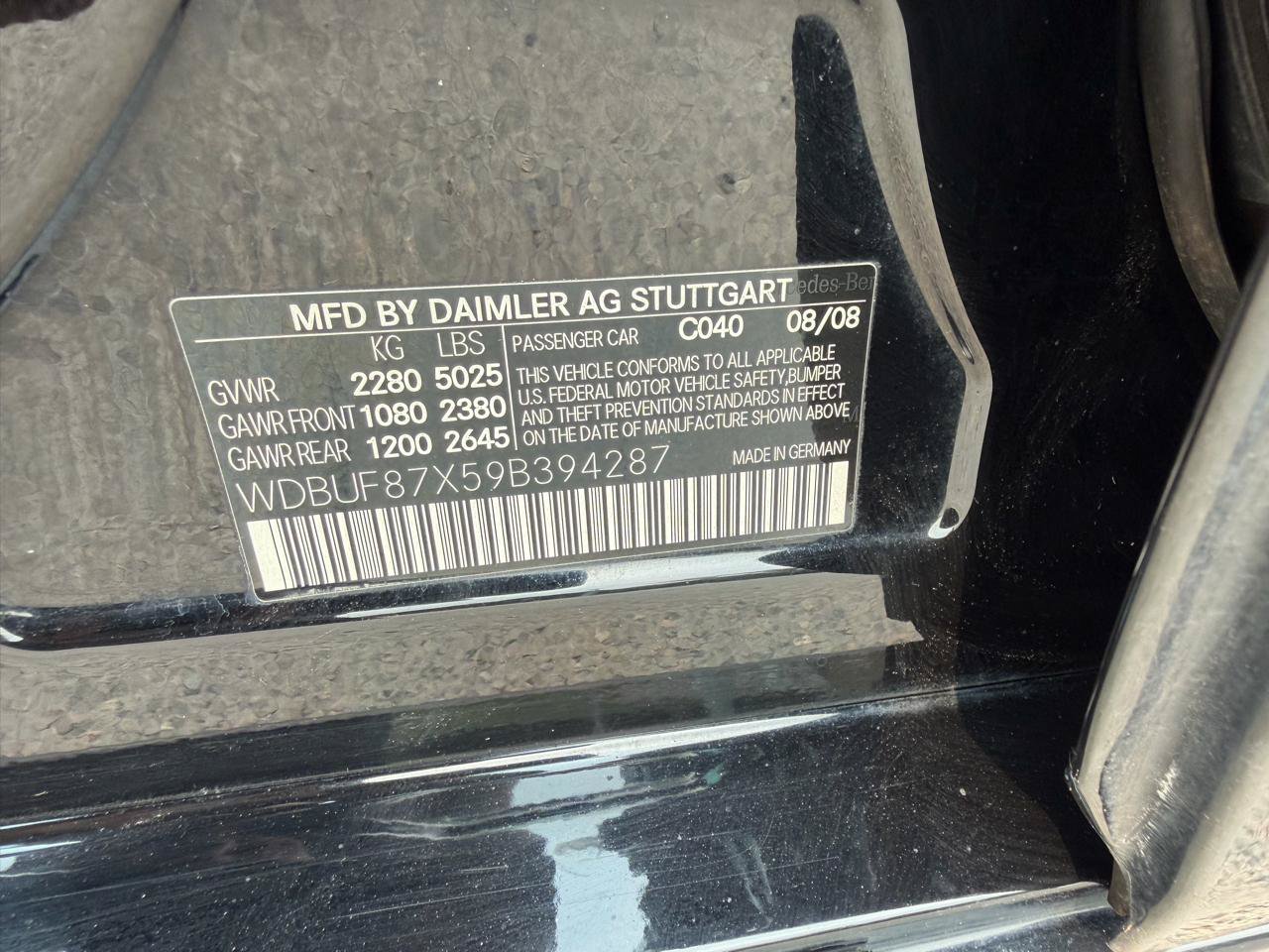 Used 2009 Mercedes-Benz E 350 4MATIC Sedan image 25