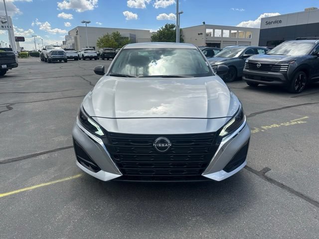 Used 2024 Nissan Altima 2.5 SV FWD image 4