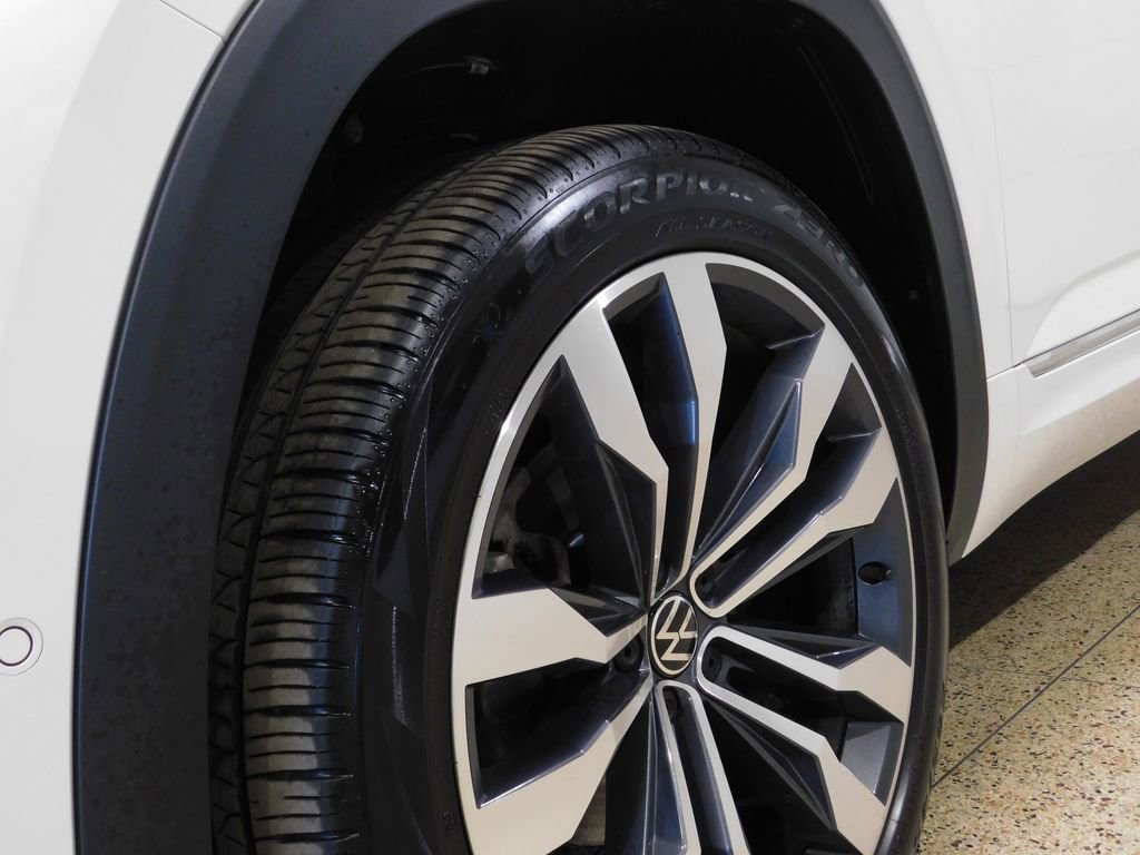 Used 2023 Volkswagen Atlas Cross Sport SEL Premium R-Line image 23