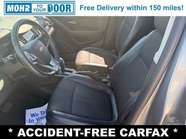 Used 2019 Chevrolet Trax LT w/ LT Convenience Package image 13