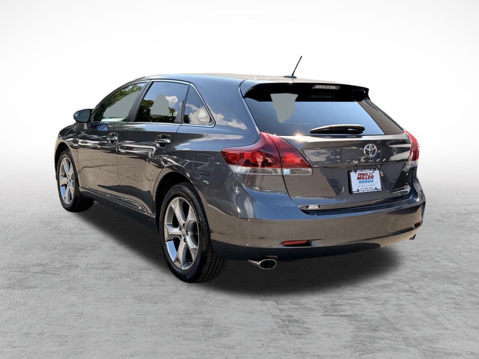 Used 2013 Toyota Venza XLE FWD image 5