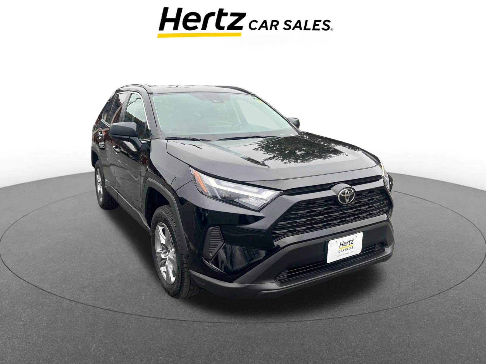 Used 2025 Toyota RAV4 LE video 1