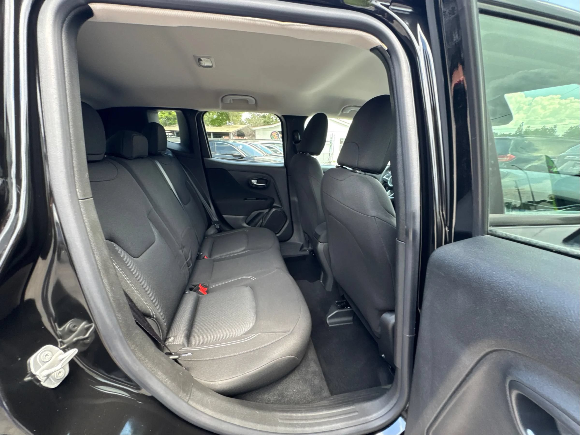 Used 2021 Jeep Renegade Sport FWD image 24