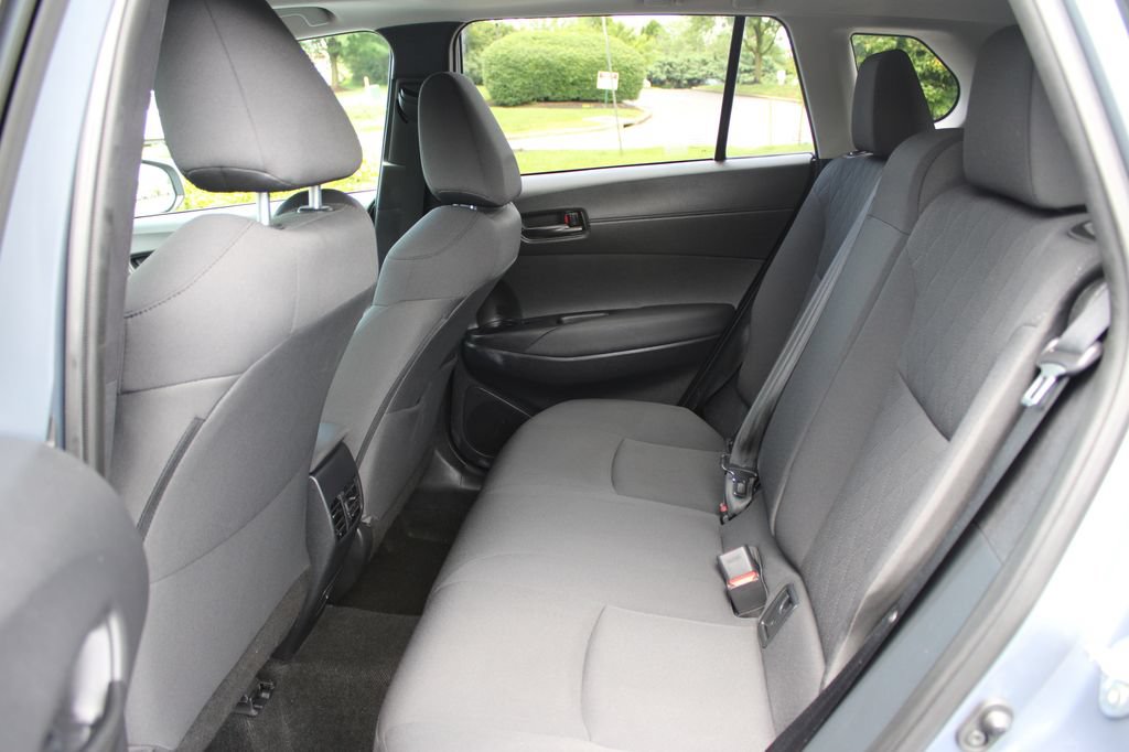 Used 2023 Toyota Corolla Cross LE w/ Moonroof Package AWD/4WD image 12