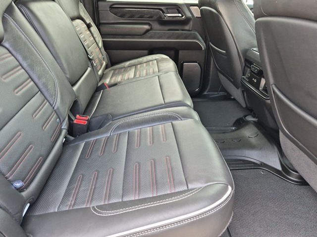 Used 2025 GMC Sierra 2500 AT4X AWD/4WD image 20