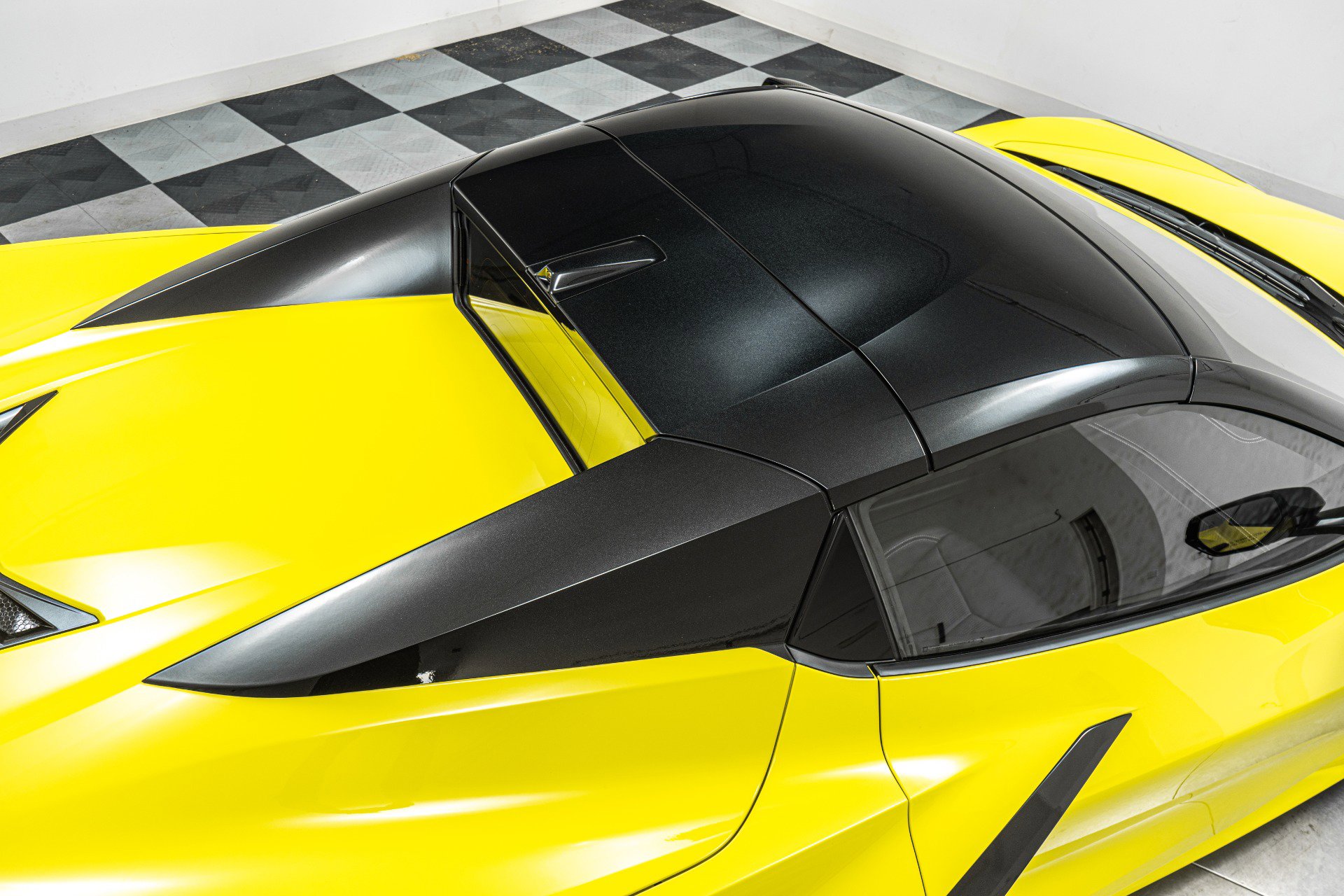 Used 2020 Chevrolet Corvette Stingray Premium Conv w/ 3LT Preferred Equipment Group RWD image 39