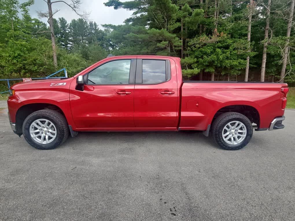 Used 2019 Chevrolet Silverado 1500 LT w/ All-Star Edition AWD/4WD image 2