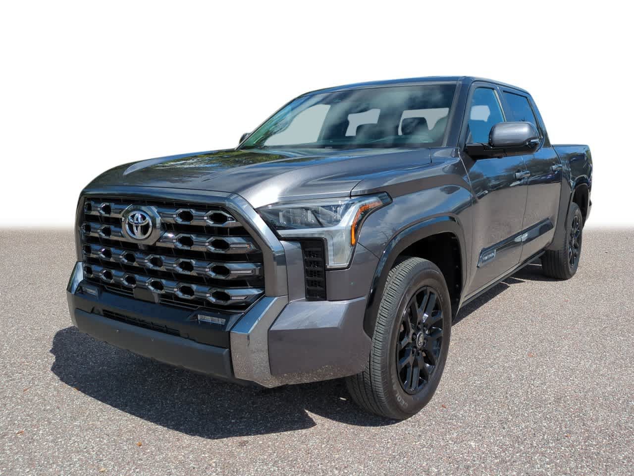 Used 2025 Toyota Tundra Platinum AWD/4WD image 1