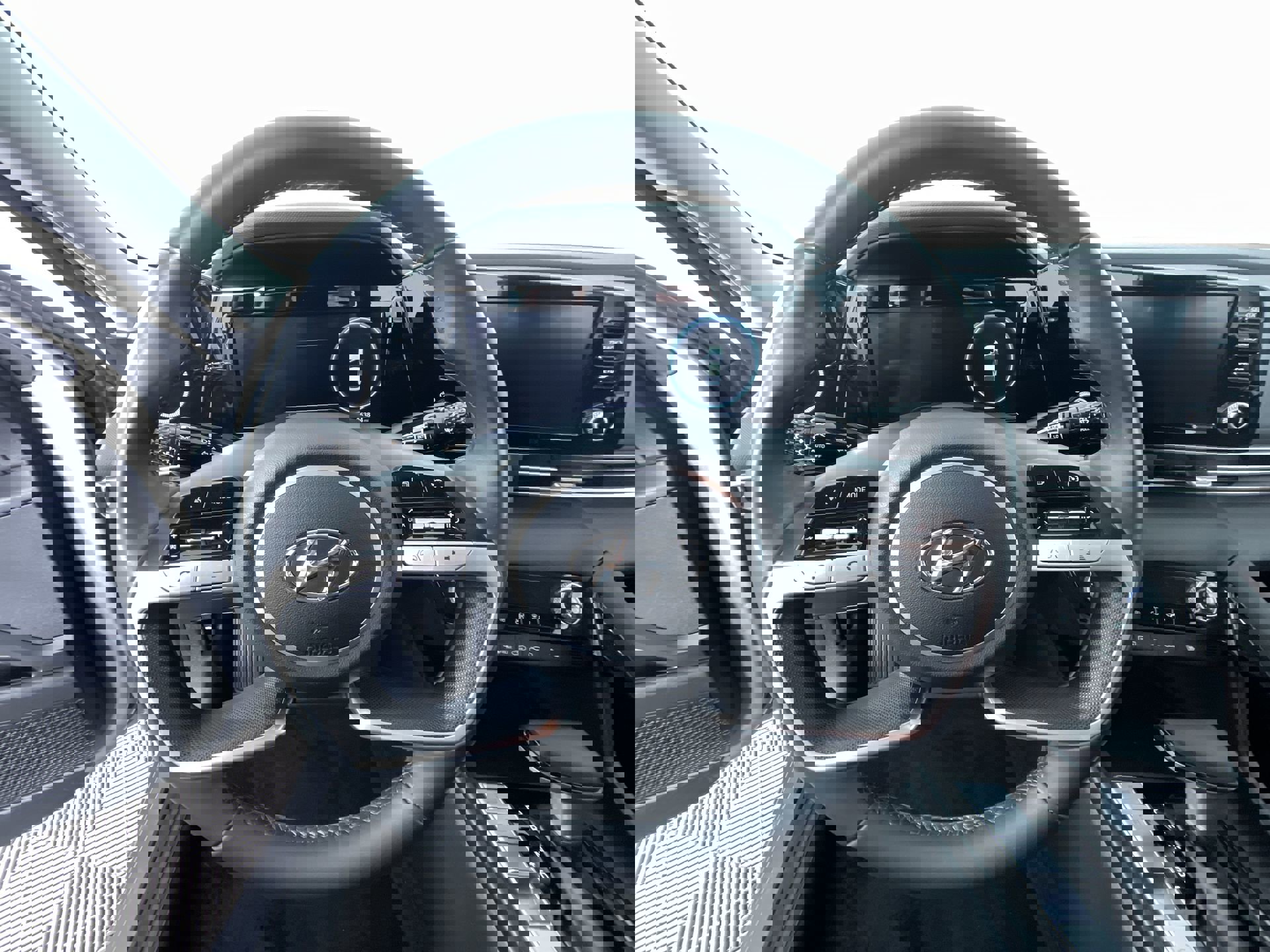 Used 2021 Hyundai Elantra SEL w/ Convenience Package image 16