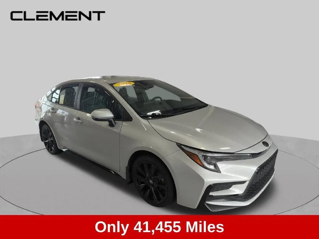 Used 2024 Toyota Corolla SE FWD image 9
