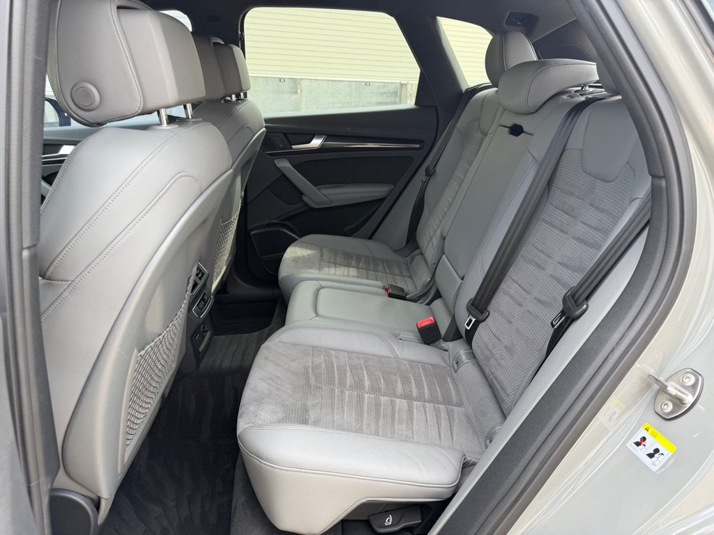 Used 2019 Audi SQ5 Premium Plus w/ Premium Plus Package AWD/4WD image 22