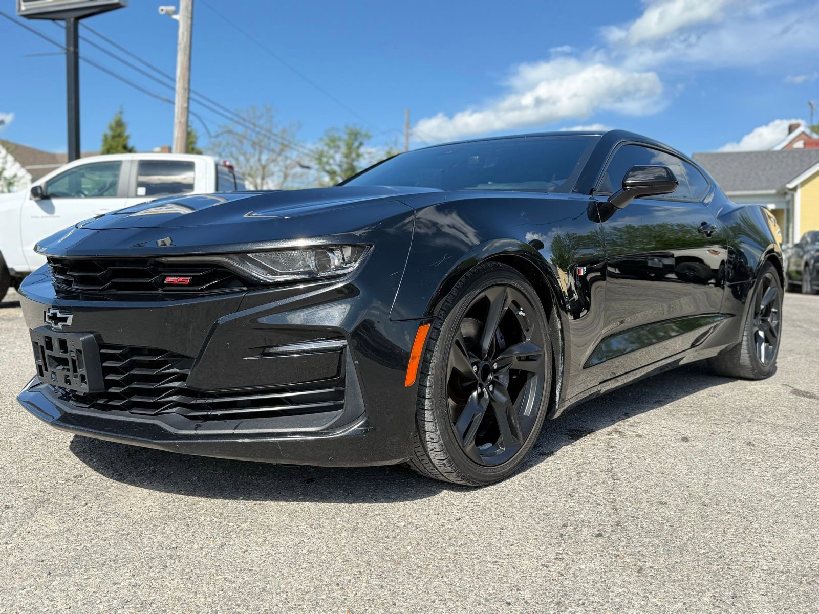 Used 2019 Chevrolet Camaro SS image 2