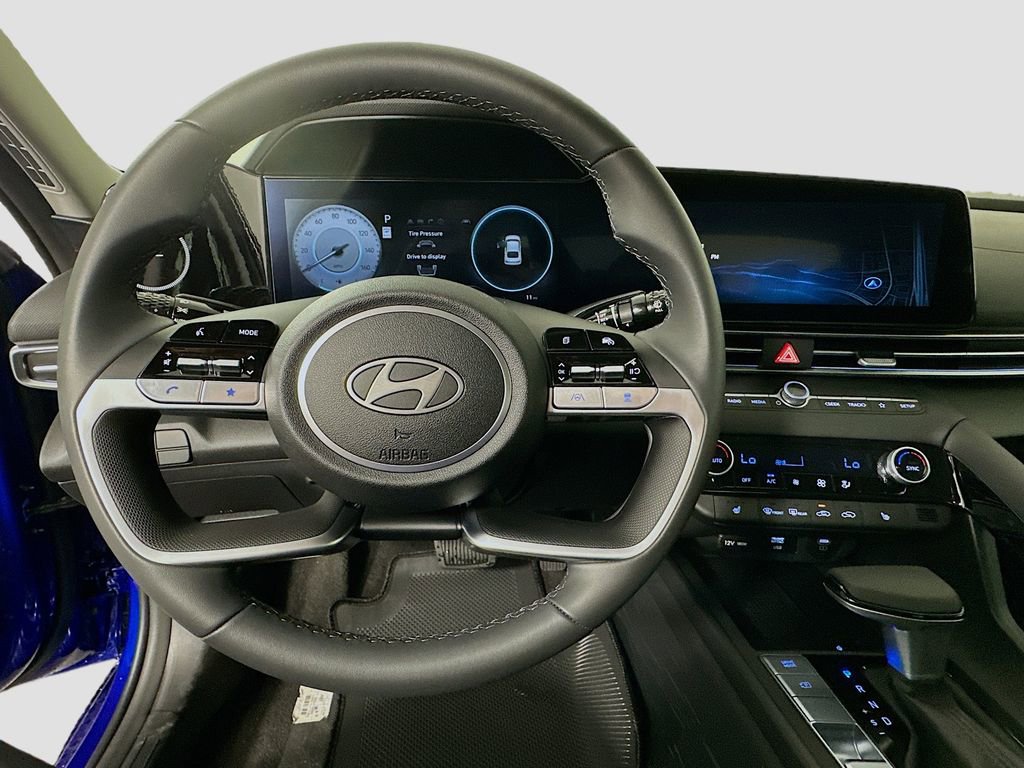 New 2026 Hyundai Elantra Limited image 10