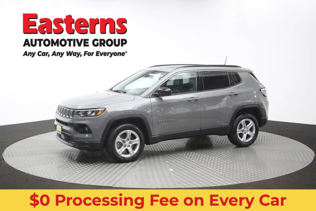 Used 2023 Jeep Compass Latitude w/ Sun and Sound Group AWD/4WD image 59