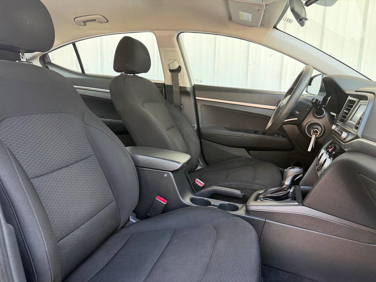 Used 2019 Hyundai Elantra SE w/ Cargo Package FWD image 14