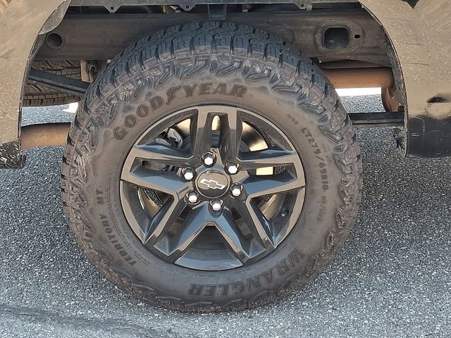 Used 2019 Chevrolet Silverado 1500 LT w/ All-Star Edition AWD/4WD image 25