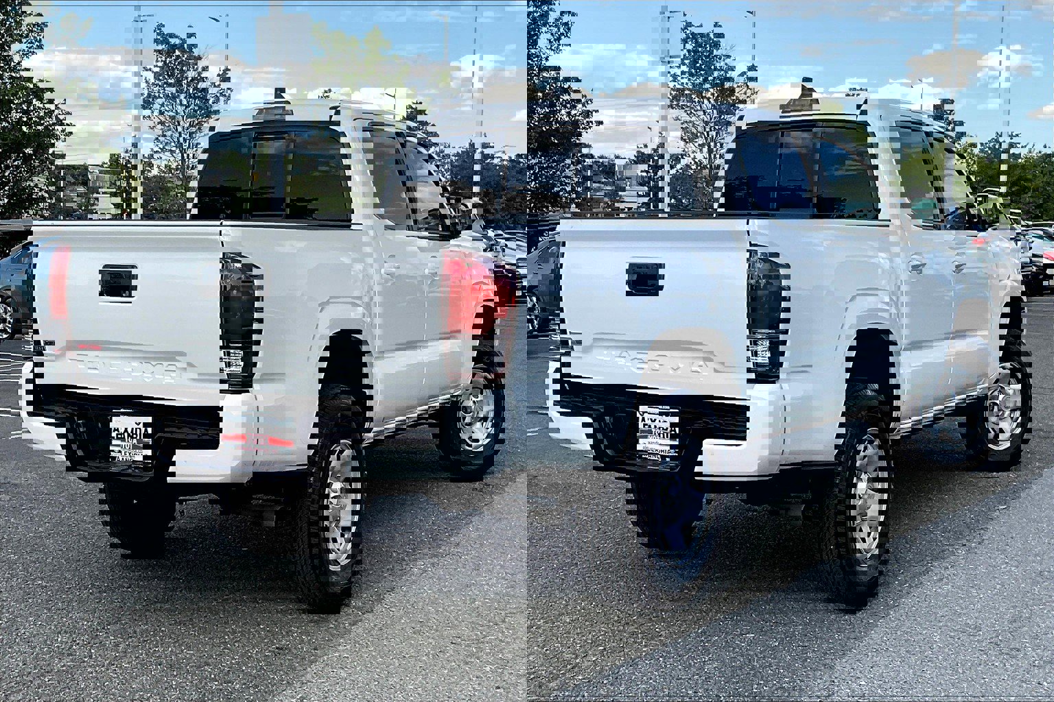 Used 2023 Toyota Tacoma SR w/ SR Convenience Package image 11