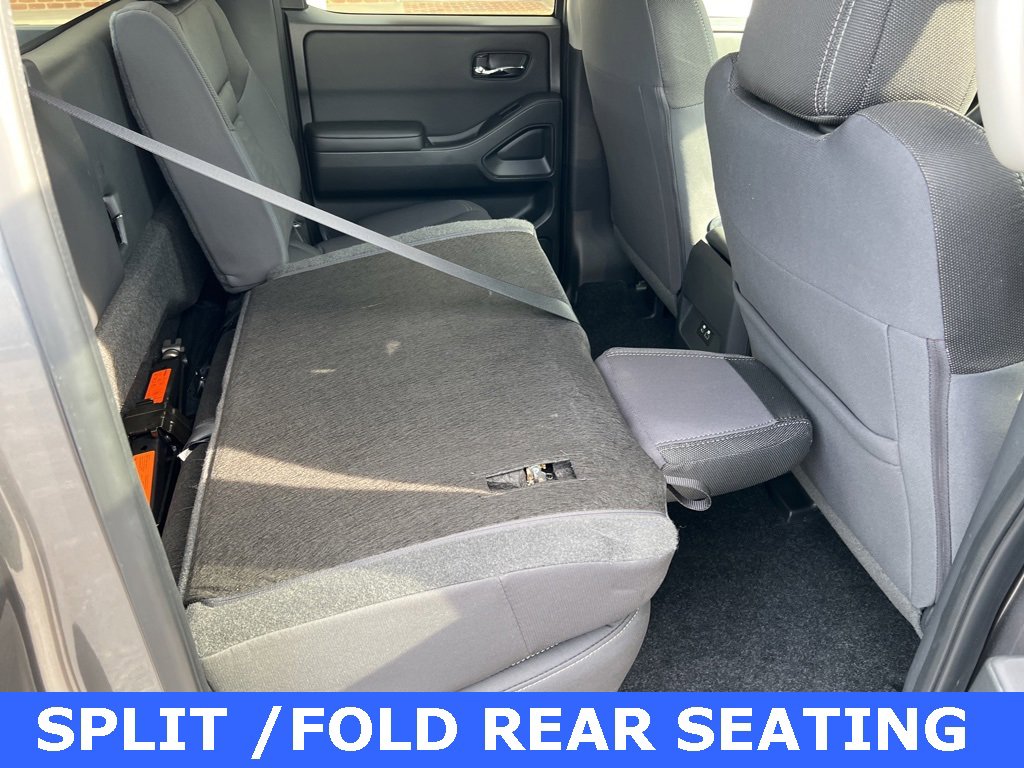 Used 2024 Nissan Frontier SV w/ Technology Package image 37