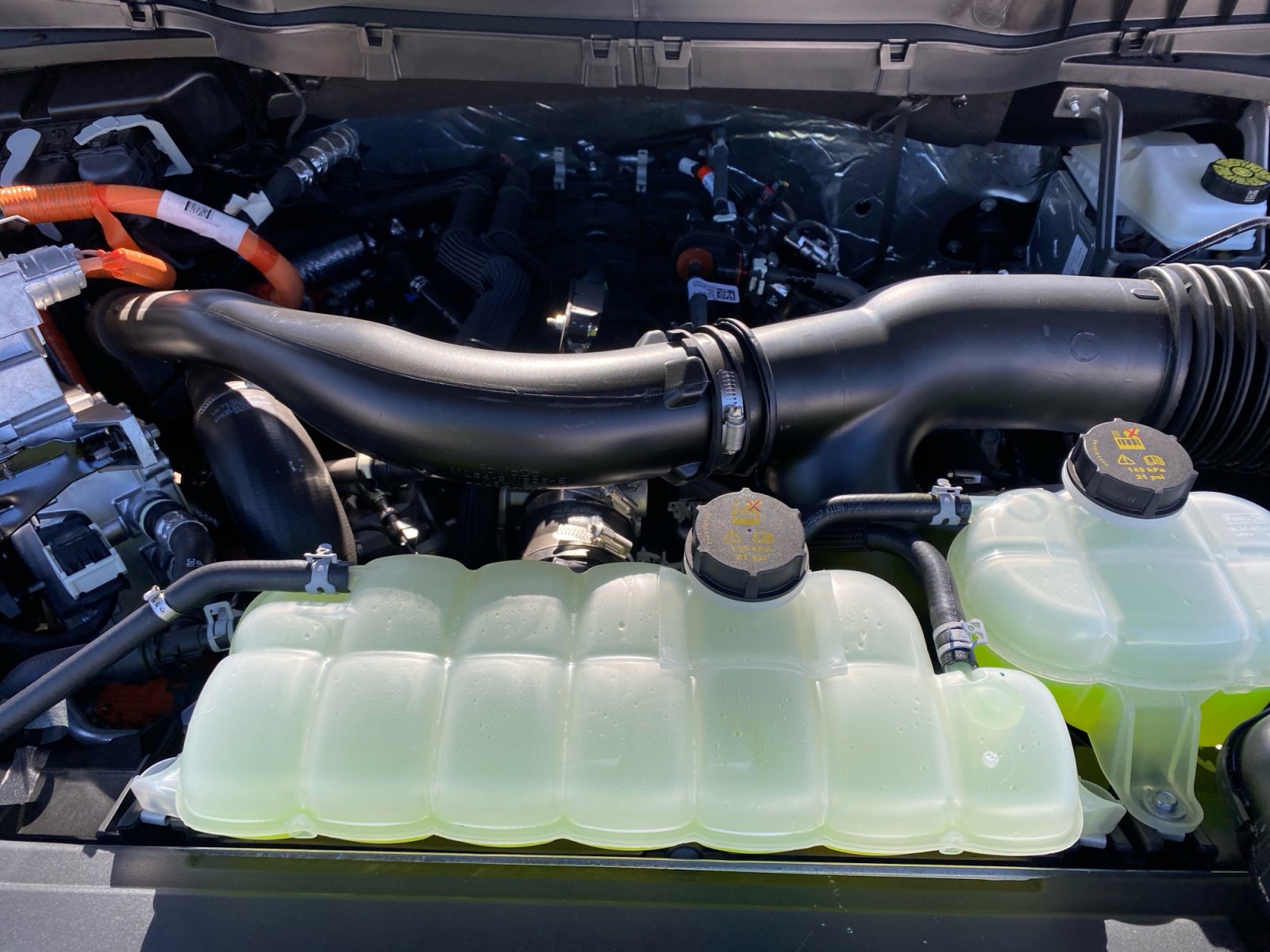 New 2025 Ford F150 Platinum w/ Equipment Group 702A High image 21