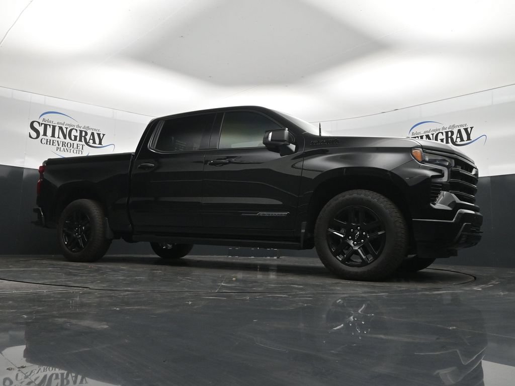 Certified 2025 Chevrolet Silverado 1500 High Country w/ Midnight Edition RWD image 26