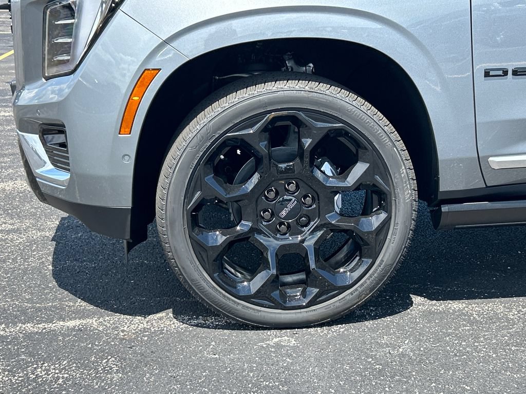 New 2026 GMC Yukon XL Denali w/ Denali Reserve Package AWD/4WD image 12