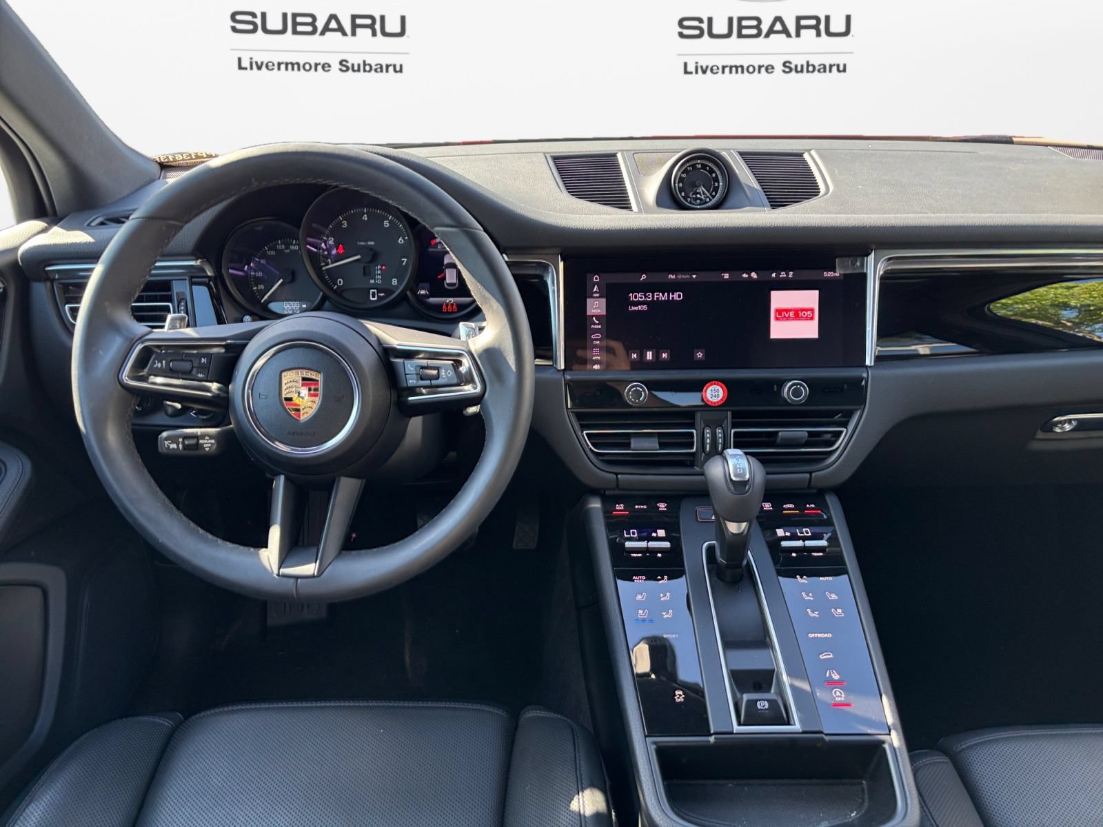 Used 2025 Porsche Macan AWD/4WD image 12