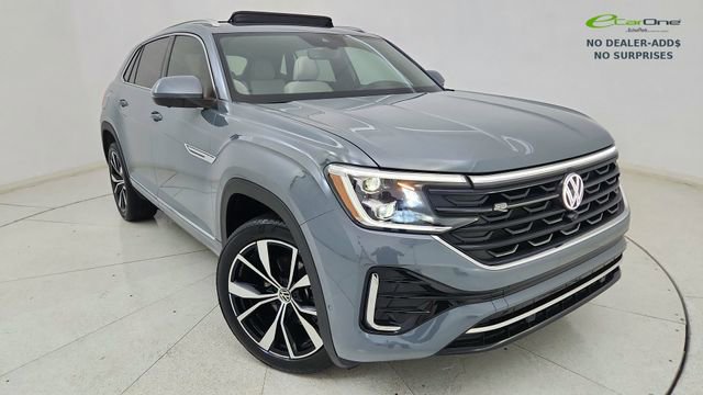 Used 2026 Volkswagen Atlas Cross Sport SEL Premium R-Line AWD/4WD image 1