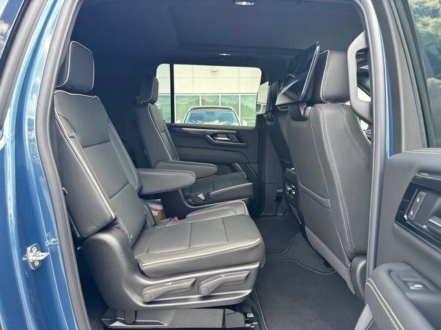 New 2026 GMC Yukon XL Elevation w/ Elevation Premium Package AWD/4WD image 24