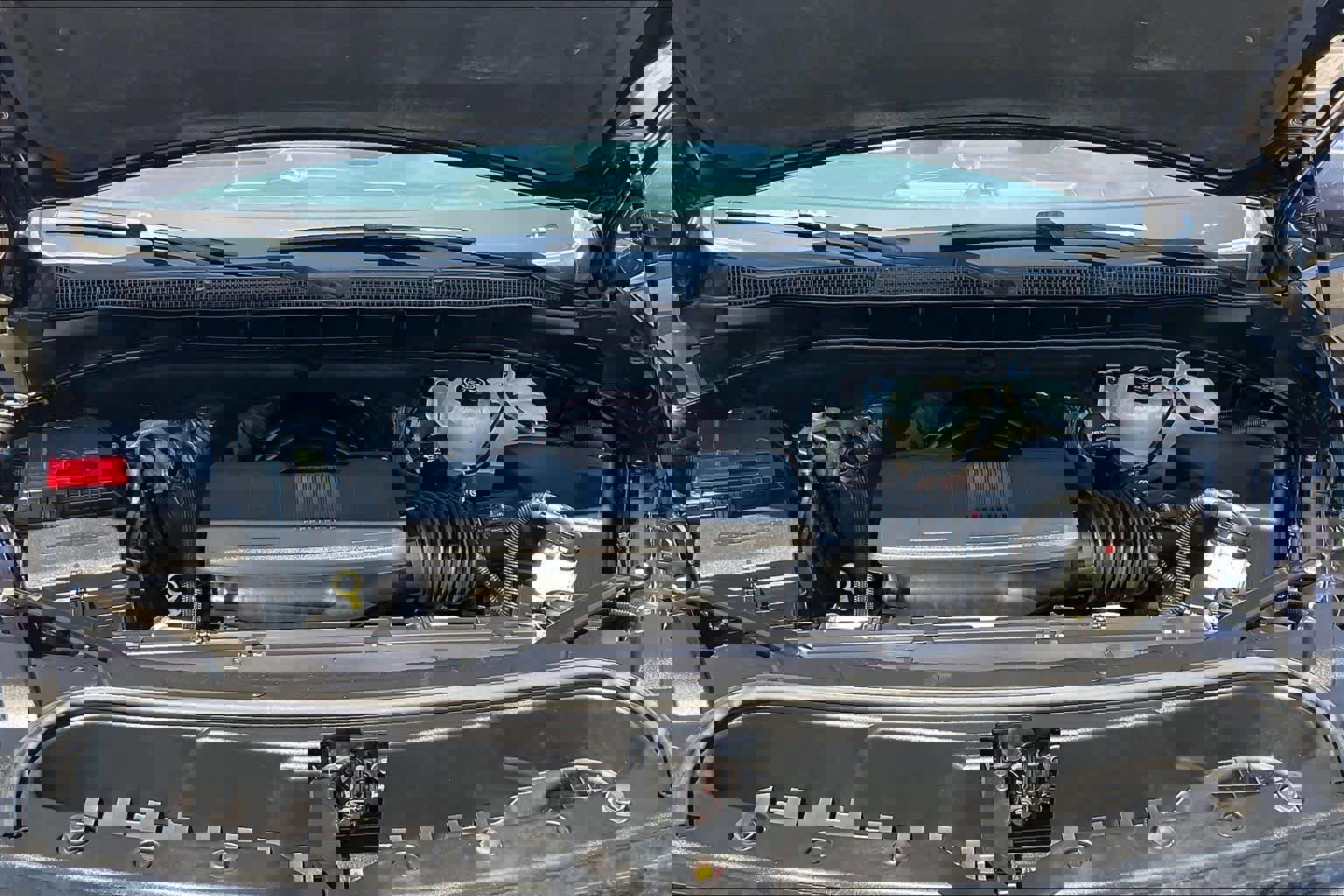 Used 2023 Chevrolet Suburban LT w/ Luxury Package image 29