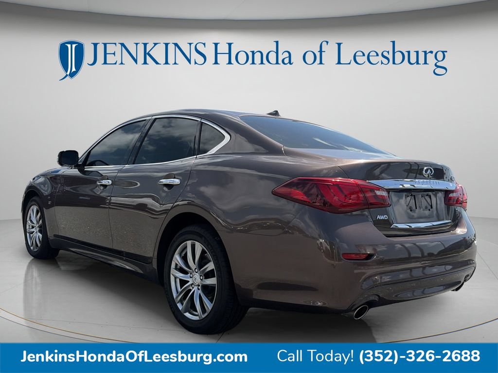 Used 2019 INFINITI Q70 Luxe AWD/4WD image 5