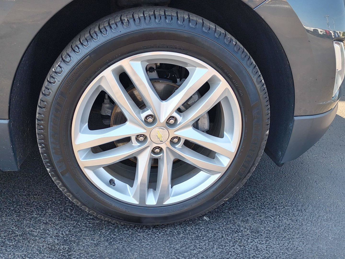 Used 2018 Chevrolet Equinox Premier FWD image 26