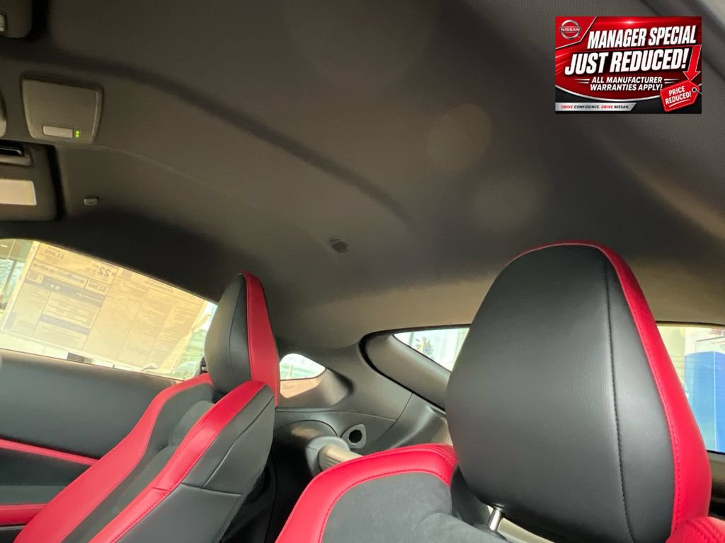 New 2025 Nissan Z Performance w/ Floor Mat Package RWD image 13