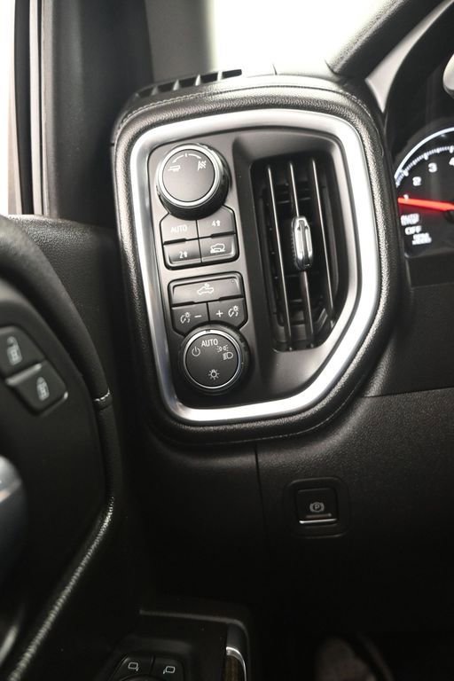 Used 2019 Chevrolet Silverado 1500 LT w/ Texas Edition AWD/4WD image 14