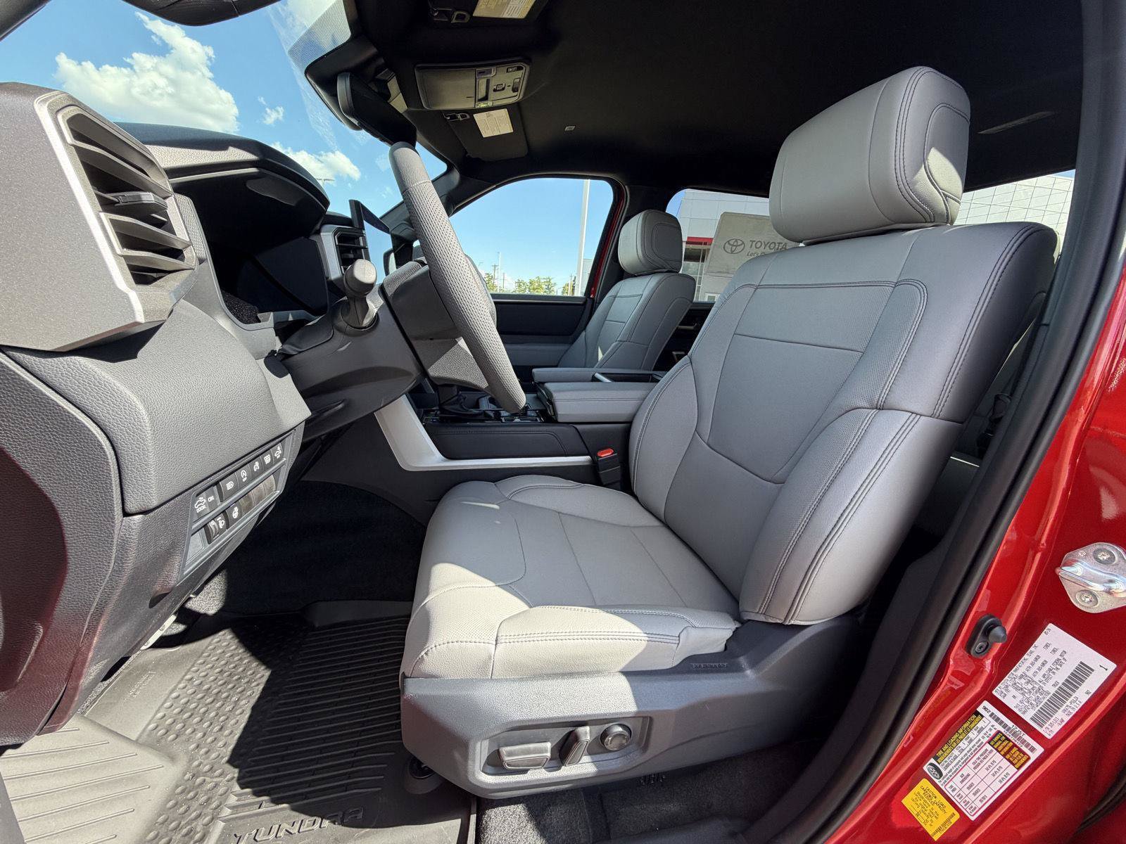 New 2026 Toyota Tundra Limited AWD/4WD image 10