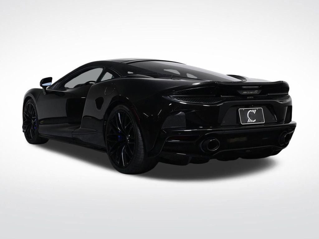 Used 2025 McLaren GTS RWD image 3