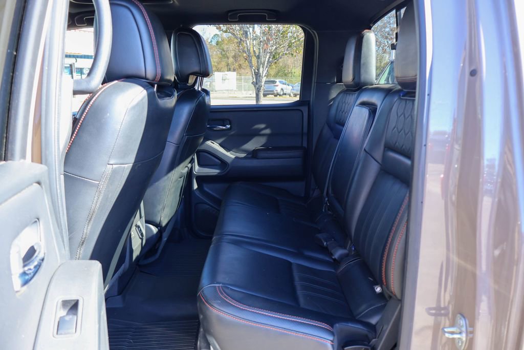 Used 2023 Nissan Frontier Pro-X w/ Pro-X Premium Package image 9