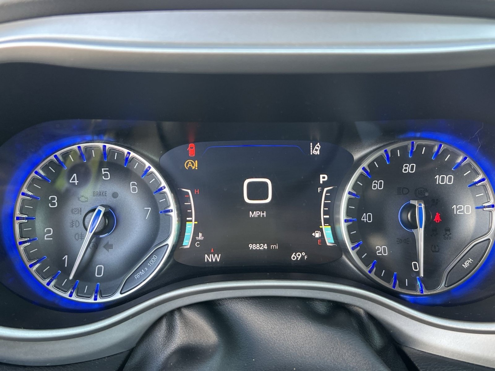 Used 2020 Chrysler Pacifica Touring-L Plus FWD image 14