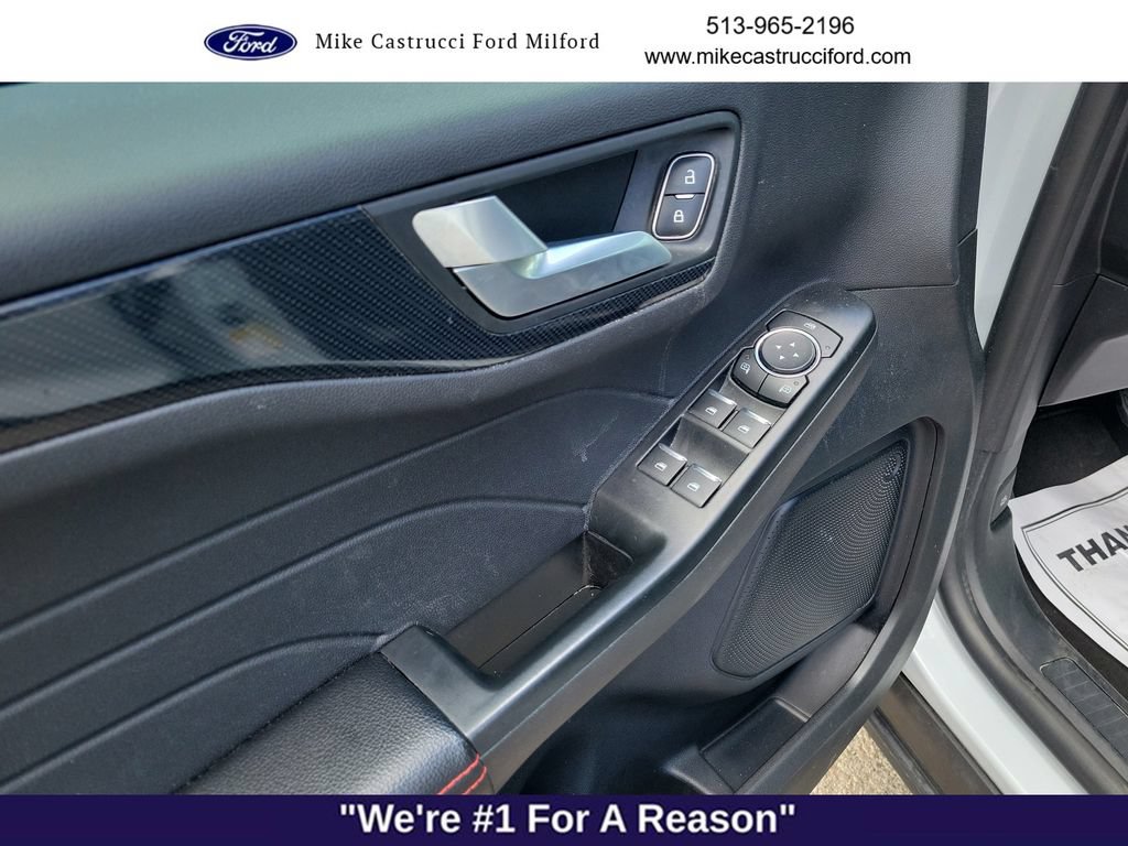 Certified 2025 Ford Escape ST-Line FWD image 27