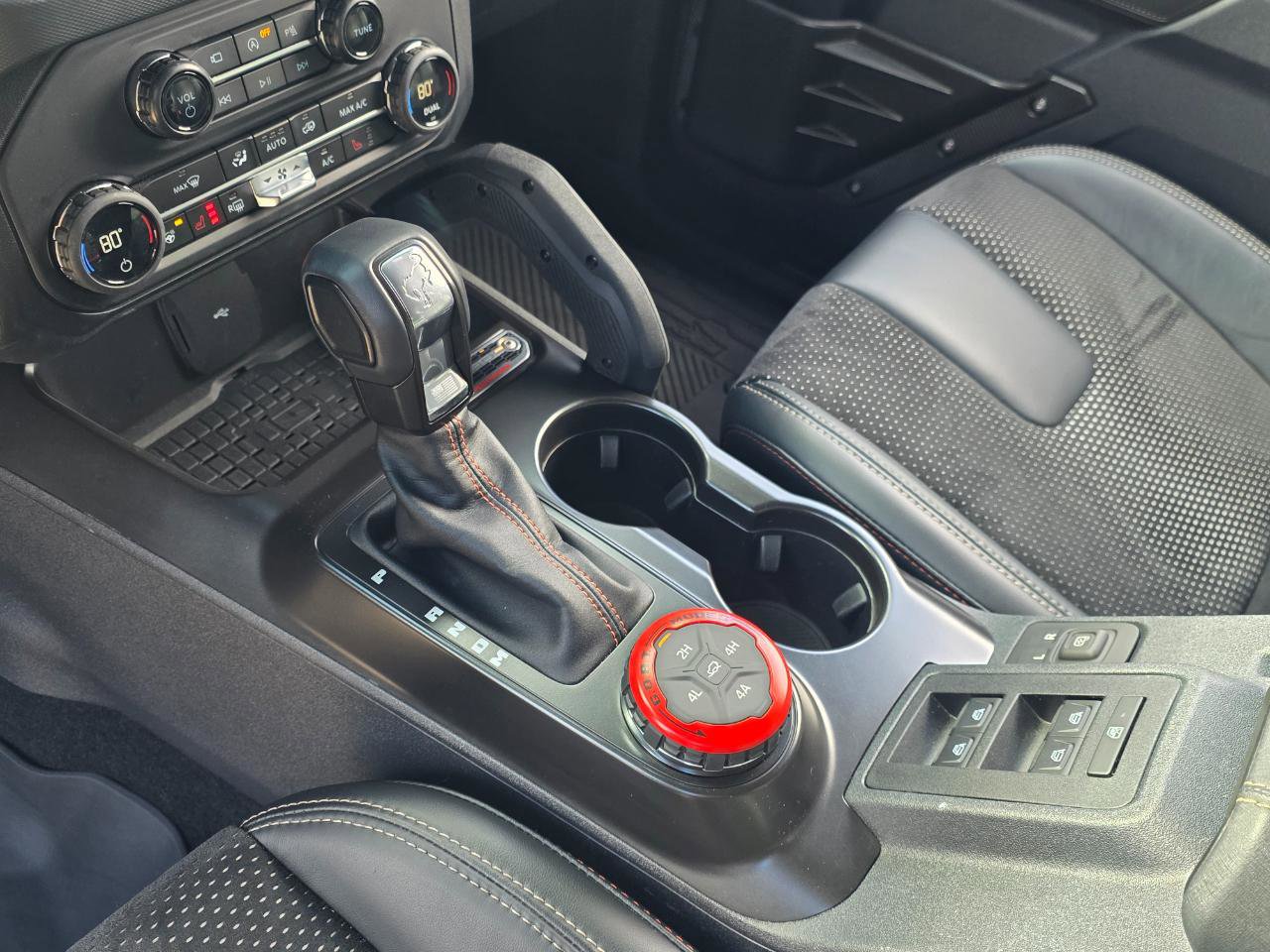 Used 2024 Ford Bronco Raptor image 9