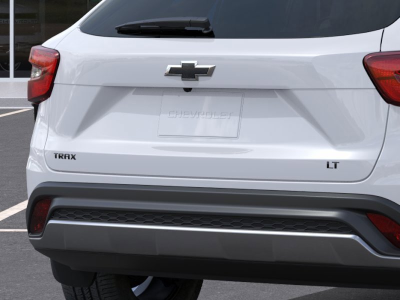 New 2026 Chevrolet Trax LT w/ LPO, Blackout Package FWD image 16