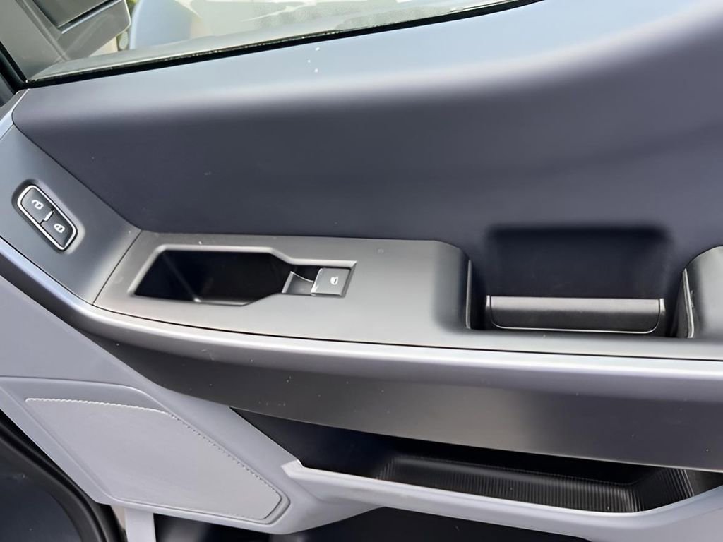 Used 2025 Ford F450 XLT image 34