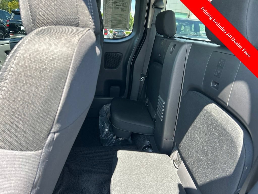 Used 2025 Nissan Frontier SV RWD image 14