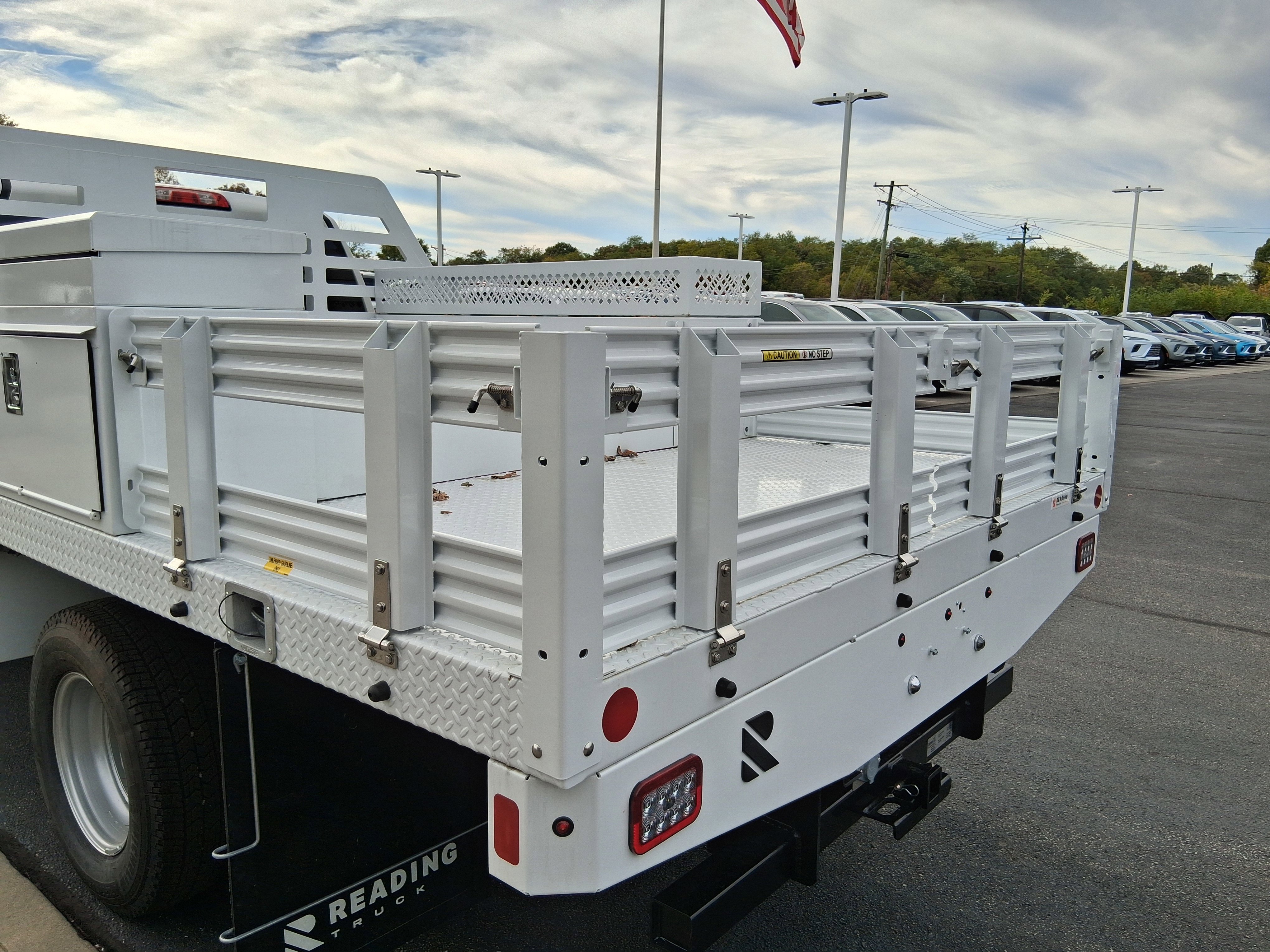 New 2025 GMC Sierra 3500 Pro w/ Convenience Package image 9