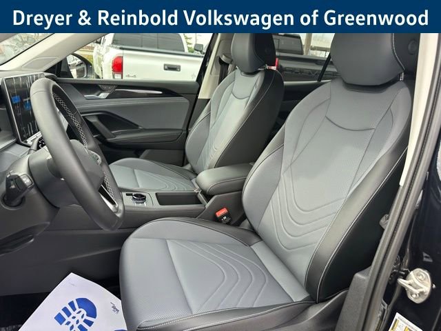 New 2026 Volkswagen Tiguan SE image 24