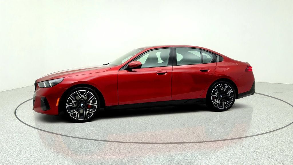 Used 2024 BMW 540i xDrive w/ Premium Package AWD/4WD image 8